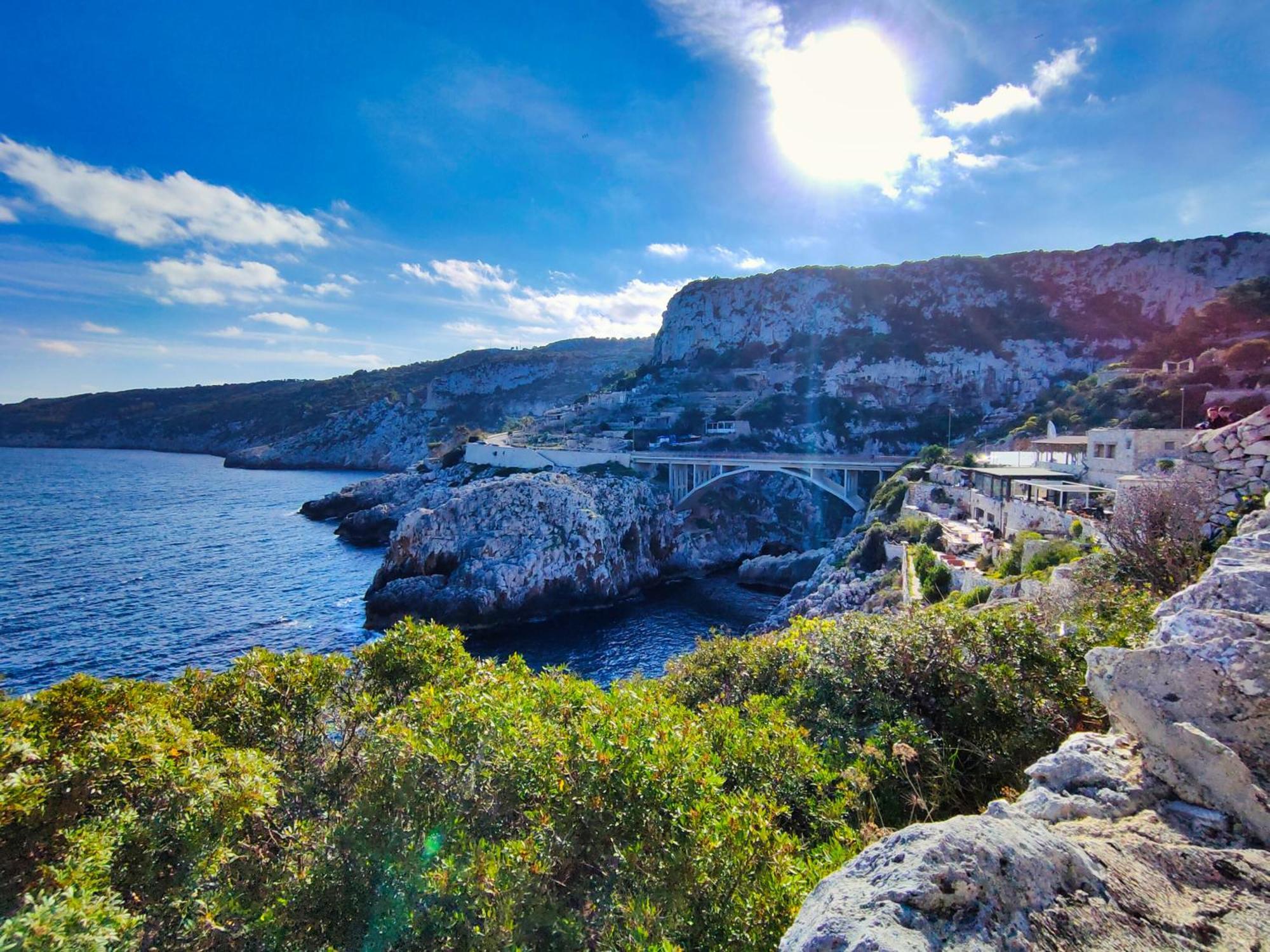 La Tenda A Marina Serra Di Casa Camilla Journey Hotell Exteriör bild